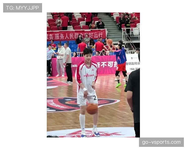 杨舒予训练完直接拎爱马仕去吃人均三千的日料? 杨舒予训练完直接拎爱马仕去吃人均三千的日料?